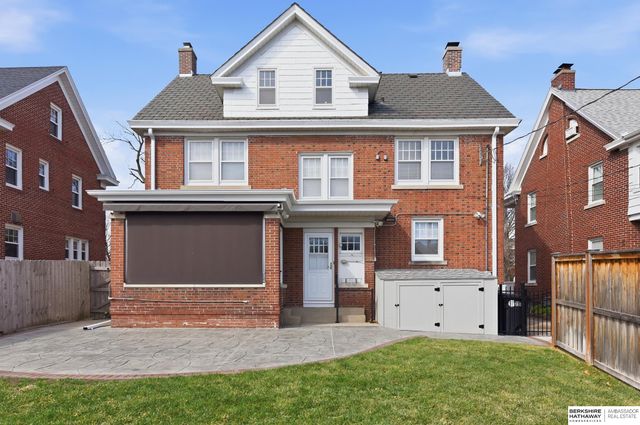 119 S 51st Avenue, Omaha, NE 68132