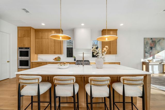 3884 Durango Drive, Dallas, TX 75220