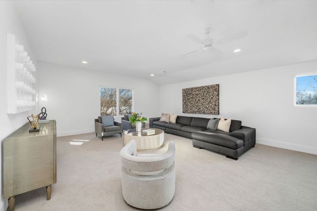 3884 Durango Drive, Dallas, TX 75220