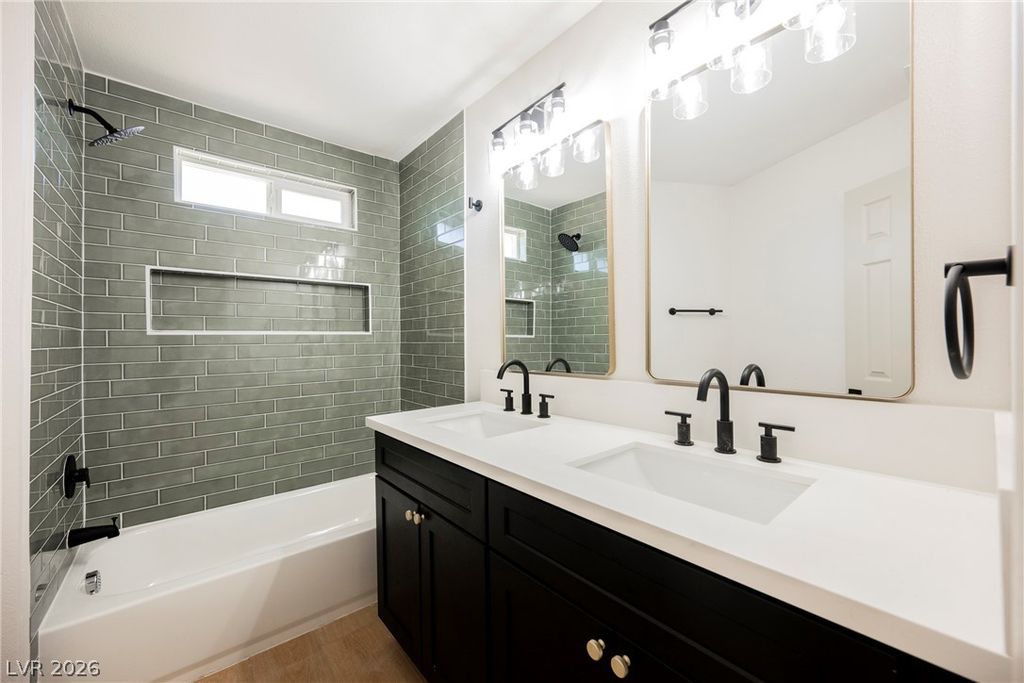 5117 New Bedford Drive, Las Vegas, NV 89122 — photo 2