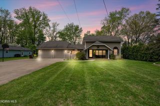 1860 Connecticut Boulevard, Holland, OH 43528