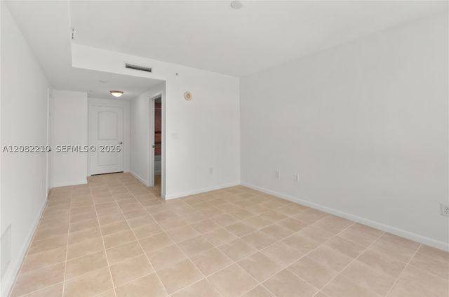 7350 SW 89th St 1506S, Miami, FL 33156