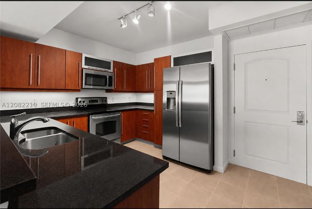 7350 SW 89th St 1506S, Miami, FL 33156