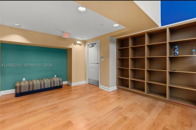 7350 SW 89th St 1506S, Miami, FL 33156