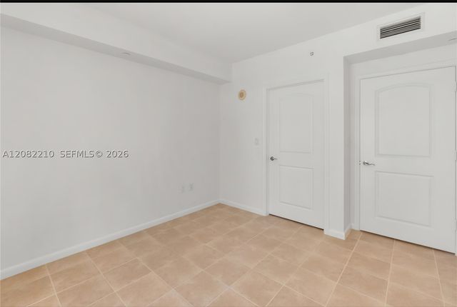 7350 SW 89th St 1506S, Miami, FL 33156
