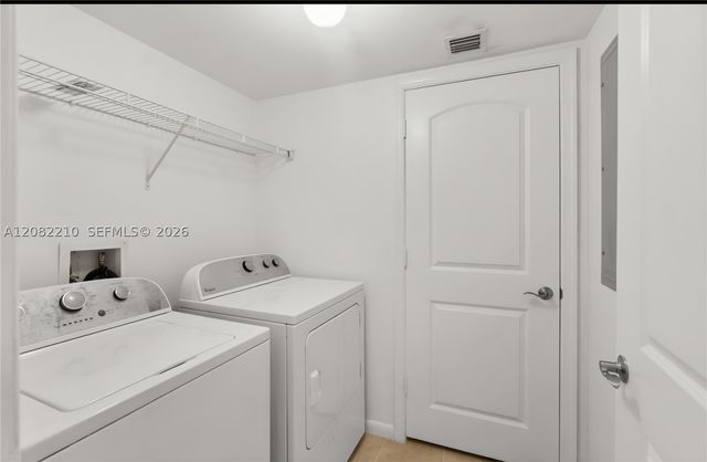 7350 SW 89th St 1506S, Miami, FL 33156