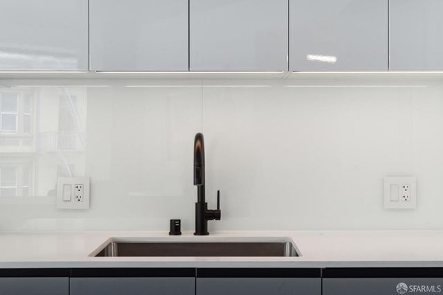 960 Market Street 220, San Francisco, CA 94102