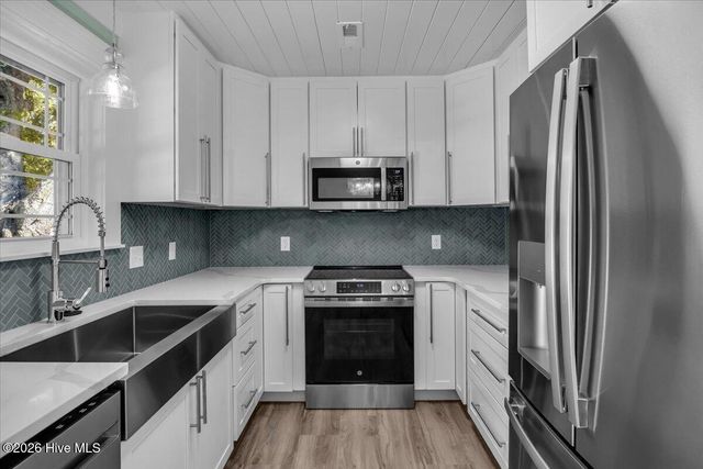 147 NE 19th Street, Oak Island, NC 28465