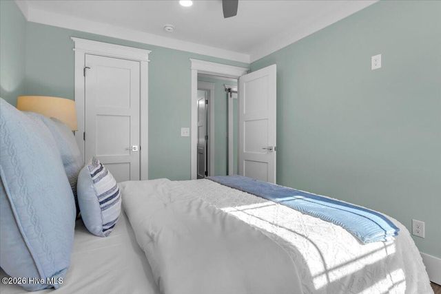 147 NE 19th Street, Oak Island, NC 28465