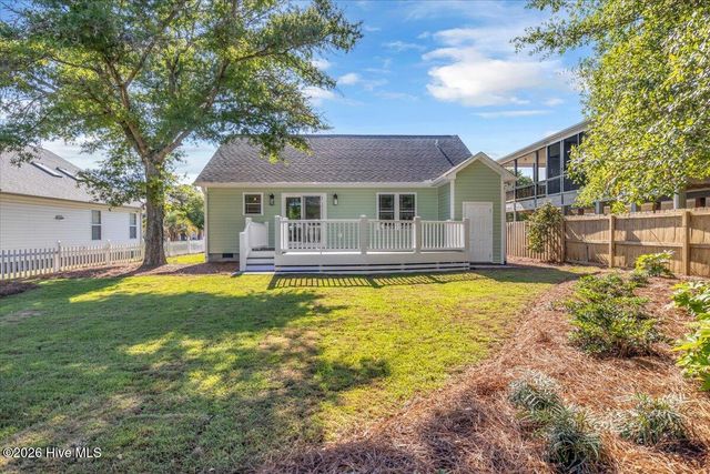 147 NE 19th Street, Oak Island, NC 28465