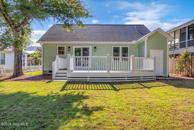 147 NE 19th Street, Oak Island, NC 28465