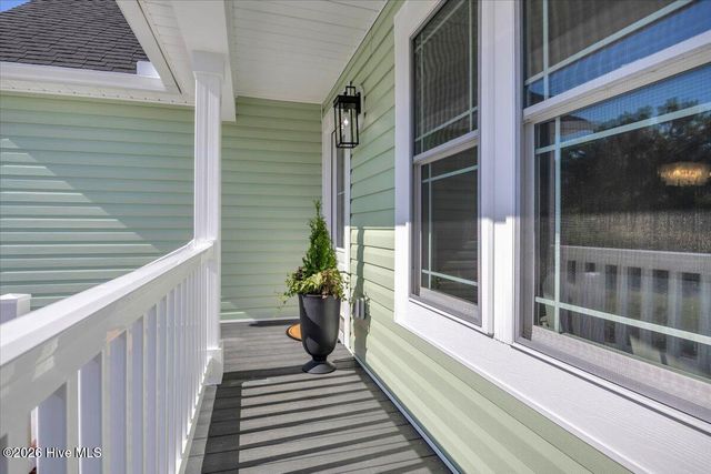 147 NE 19th Street, Oak Island, NC 28465