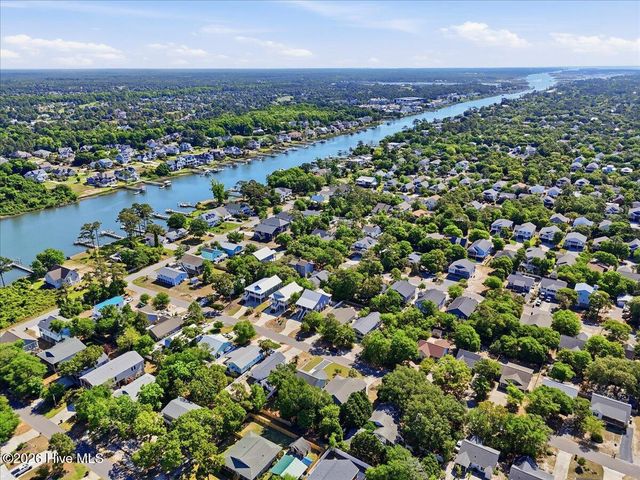147 NE 19th Street, Oak Island, NC 28465