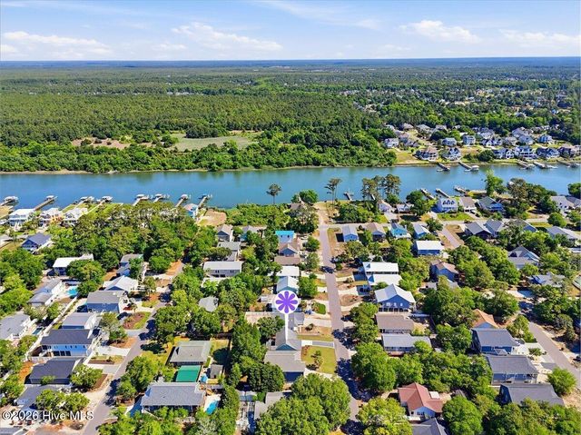 147 NE 19th Street, Oak Island, NC 28465