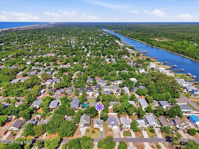 147 NE 19th Street, Oak Island, NC 28465