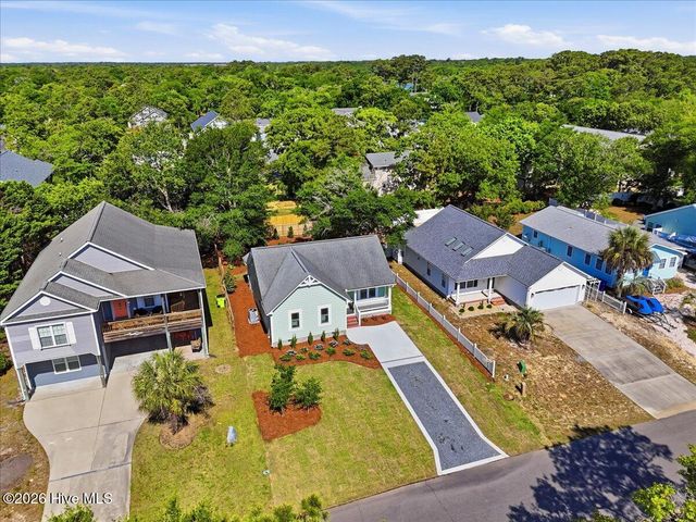 147 NE 19th Street, Oak Island, NC 28465