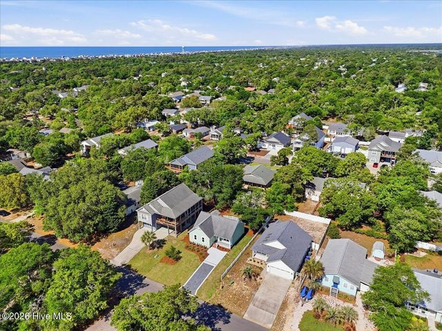 147 NE 19th Street, Oak Island, NC 28465