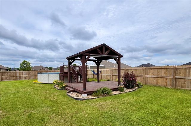 13125 Cunard Street, Fayetteville, AR 72704