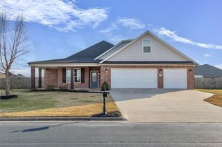 13125 Cunard Street, Fayetteville, AR 72704