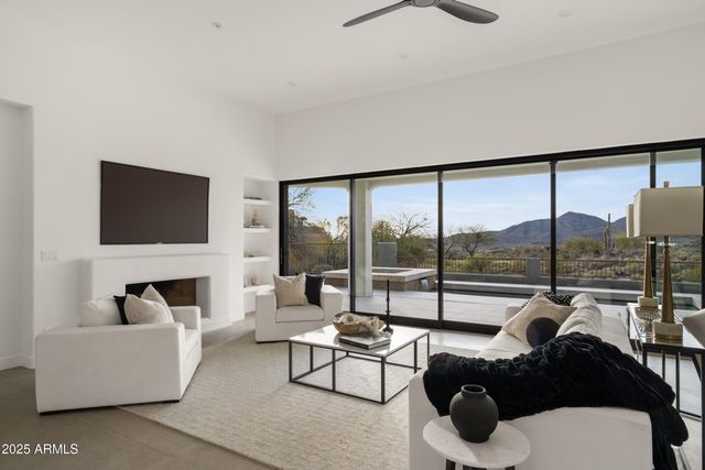 40198 N 105TH Place, Scottsdale, AZ 85262