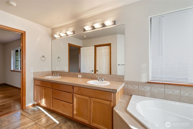 18719 12th Drive SE, Bothell, WA 98012