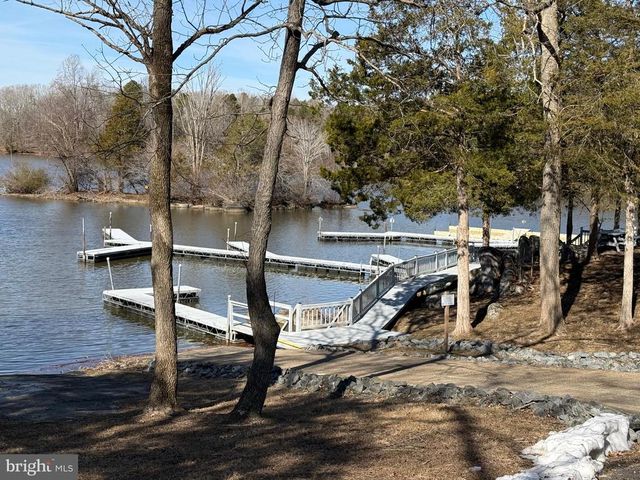 6408 MATTHEW LN, Mineral, VA 23117