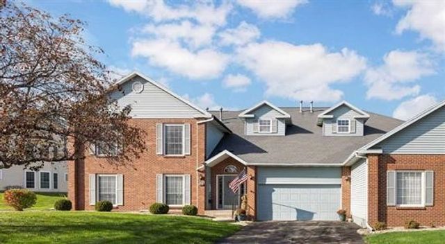 3460 Willowridge D, Marion, IA 52302