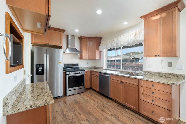 823 SW 21st Street, Chehalis, WA 98532