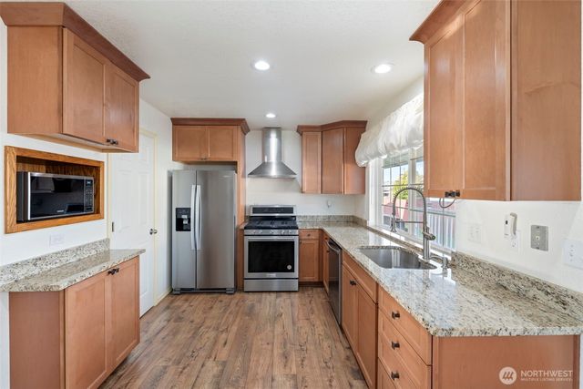 823 SW 21st Street, Chehalis, WA 98532