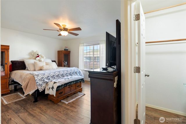 823 SW 21st Street, Chehalis, WA 98532