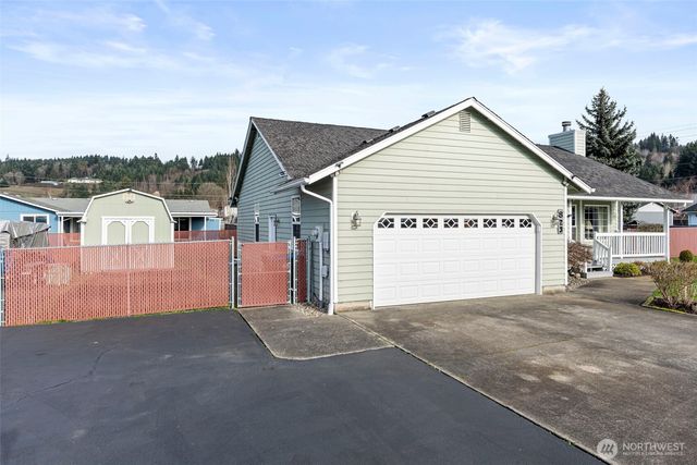 823 SW 21st Street, Chehalis, WA 98532