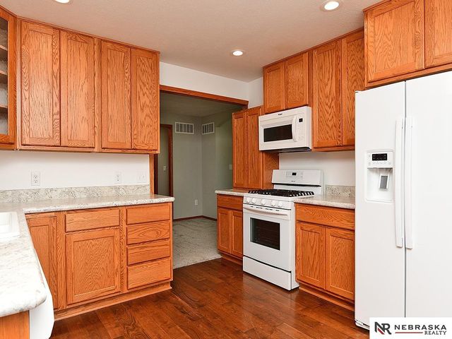 8501 S 91st Street, Lincoln, NE 68526