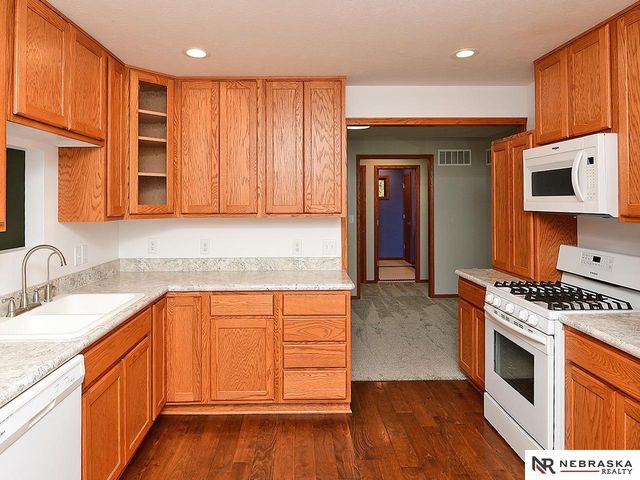 8501 S 91st Street, Lincoln, NE 68526