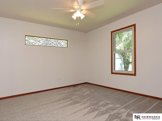 8501 S 91st Street, Lincoln, NE 68526