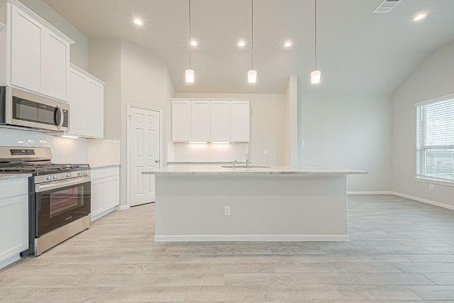 1056 Apple Ridge Road, Magnolia, TX 77355