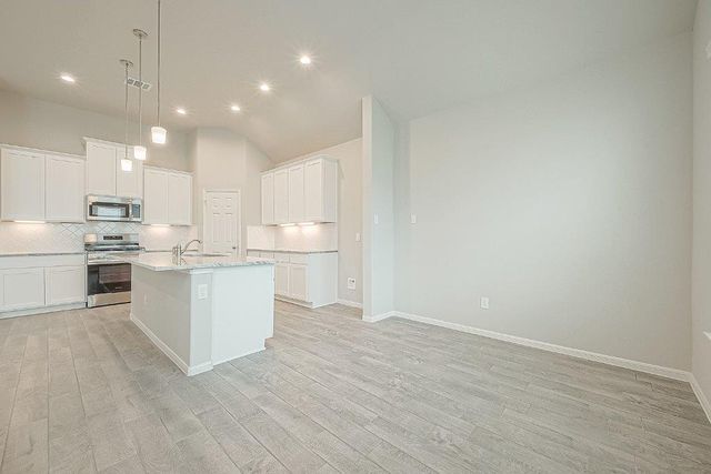 1056 Apple Ridge Road, Magnolia, TX 77355