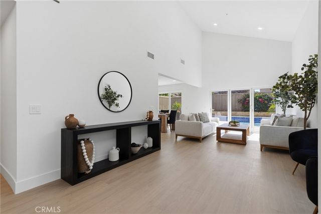 6559 Pacifica, Fontana, CA 92336
