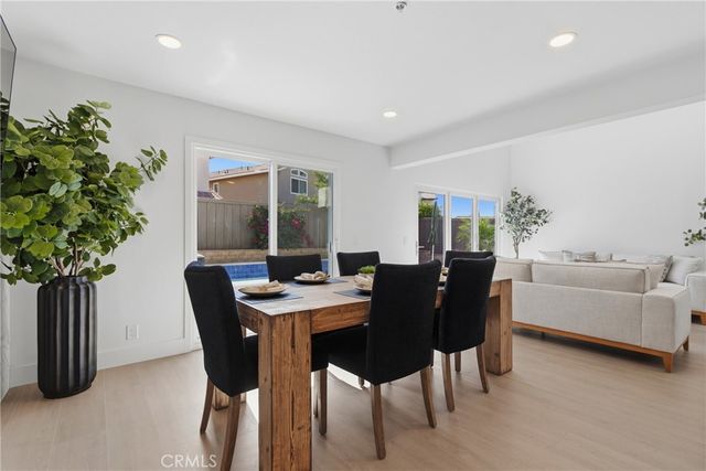 6559 Pacifica, Fontana, CA 92336