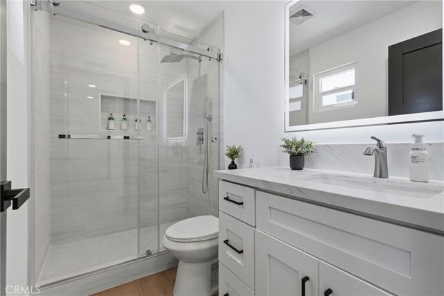6559 Pacifica, Fontana, CA 92336