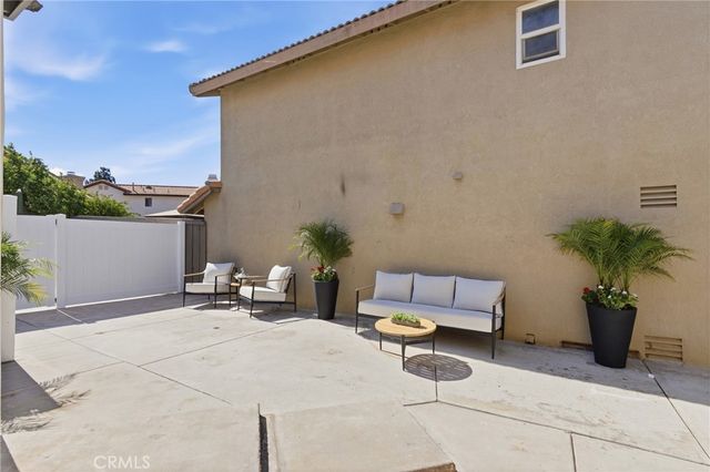 6559 Pacifica, Fontana, CA 92336