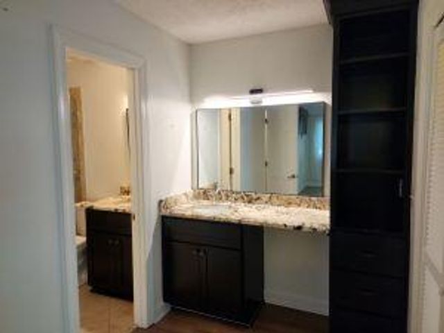1714 Greystone Apt 43, Mount Pleasant, SC 29464
