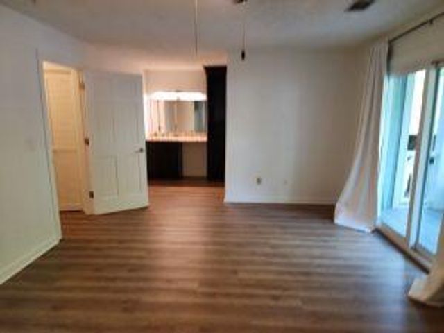 1714 Greystone Apt 43, Mount Pleasant, SC 29464