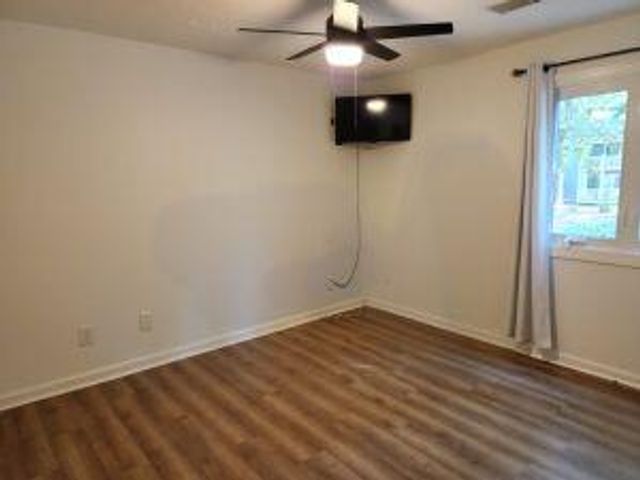 1714 Greystone Apt 43, Mount Pleasant, SC 29464