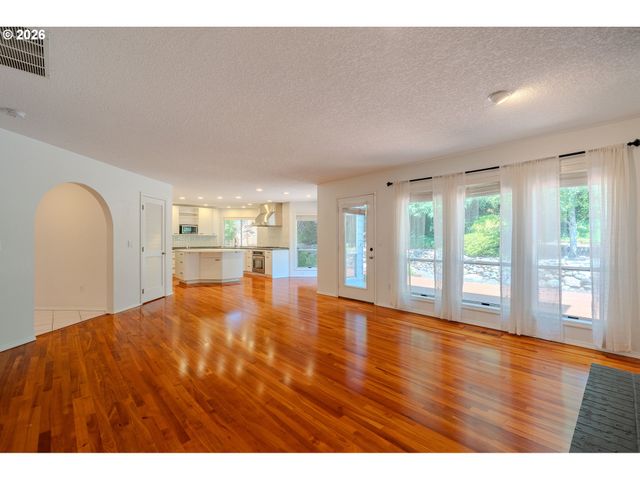 12714 Se ANGUS St, Vancouver, WA 98683