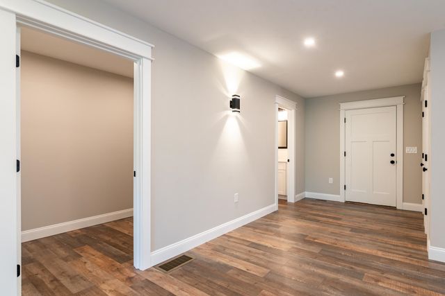 222 River Road, Eliot, ME 03903