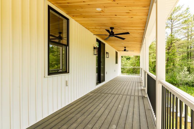 222 River Road, Eliot, ME 03903