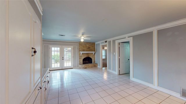 10504 Berry Knoll Drive, Dallas, TX 75230