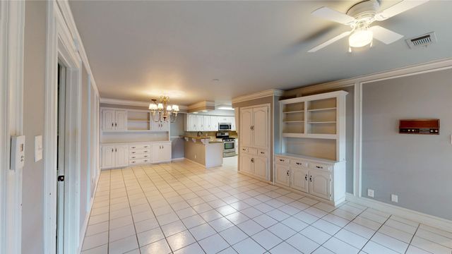 10504 Berry Knoll Drive, Dallas, TX 75230