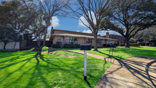 10504 Berry Knoll Drive, Dallas, TX 75230