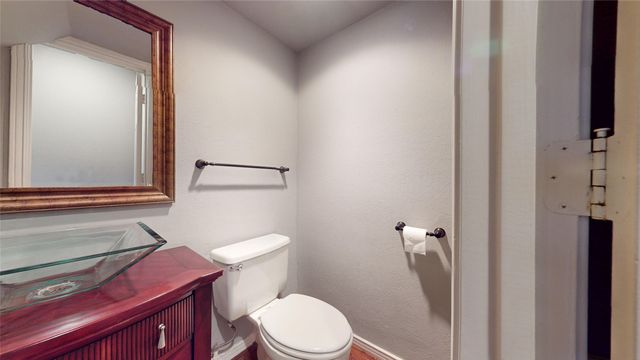 10504 Berry Knoll Drive, Dallas, TX 75230